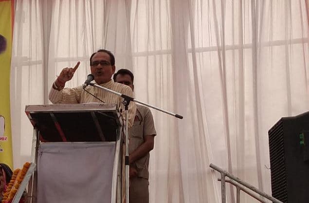 एमपी और गुजरात में इतनी सीटें मिलने का शिवराज ने किया दावा