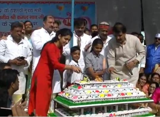 74 साल के हुए सीएम कमलनाथ..जबलपुर में अनूठे ढंग से मनाया गया जन्मदिन