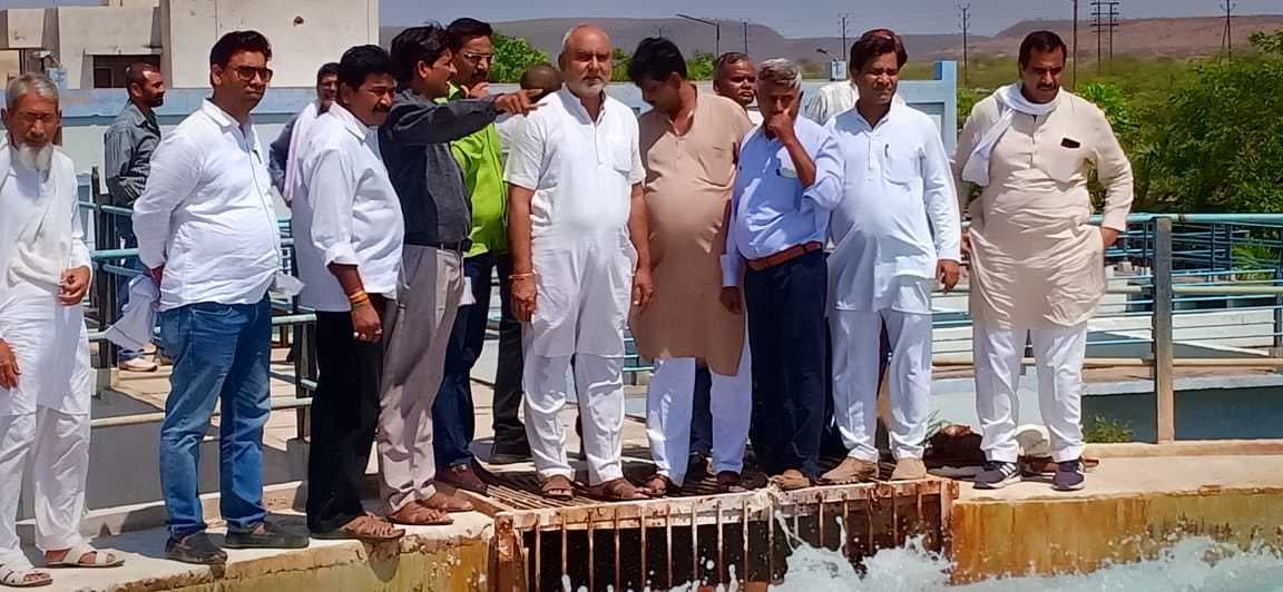 जिला अध्यक्ष के नेतृत्व में कांग्रेस पार्षद पहुंचे मोतीझील प्लांट, निगम अफसरों को दी ये चेतावनी