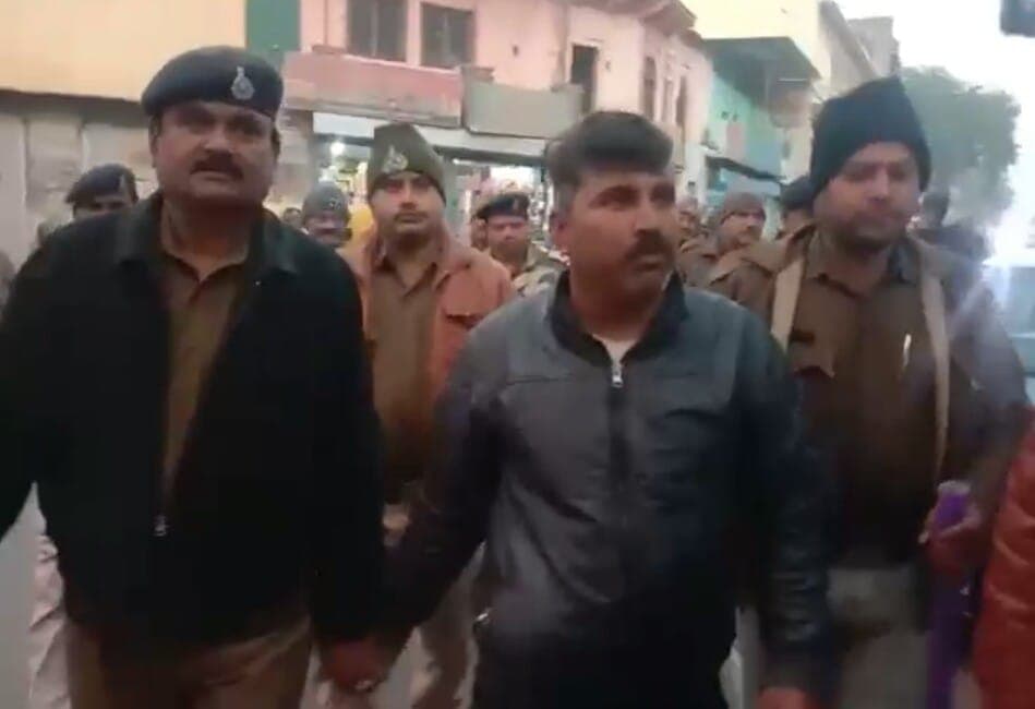 सट्टा किंग शाहिद उर्फ़ माइकल पुलिस गिरफ्त में,  जुलूस निकाल भेजा हवालात