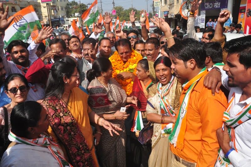 ज्ञानचंदानी को कोलार से भारी समर्थन, जनसंपर्क में उमड़ी सैकड़ों रहवासियों की भीड़