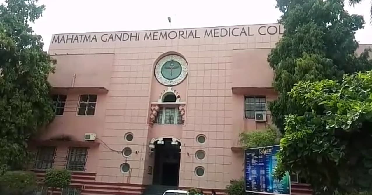 एमजीएम रैगिंग मामला: दोषी 4 छात्राओं को पूरे शैक्षणिक सत्र के लिए होस्टल से किया निष्कासित