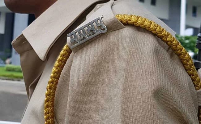पुलिस हिरासत में युवक ने पिया एसिड, थाना प्रभारी समेत तीन लाइन अटैच