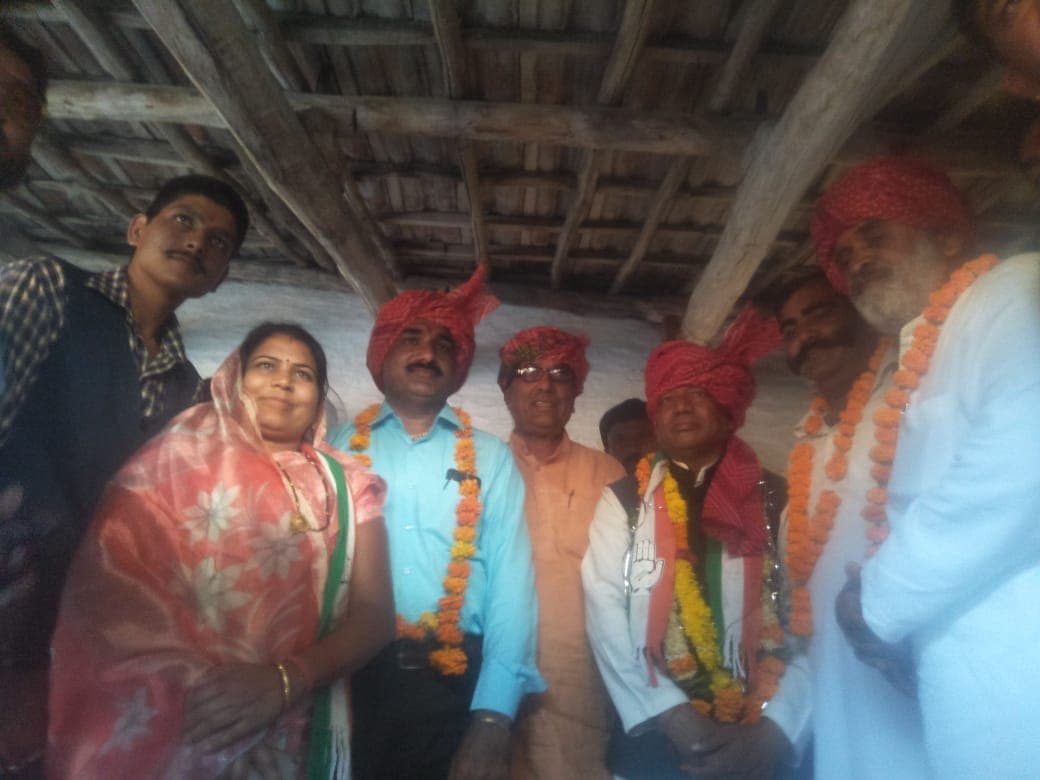 मतदाताओं का आशीर्वाद लेने पहुंच रहे प्रत्याशी, गोपालसिंह पहुंचे दर्जनों गांव