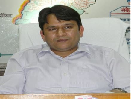 माफिया मुक्त प्रदेश: सोसायटियों के घोटालों की होगी जांच, कलेक्टर ने दिए निर्देश