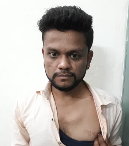 भाभी की सहेली के एक तरफा प्यार में दिवाना हुआ देवर, छाती पर गुदवाया लड़की का नाम