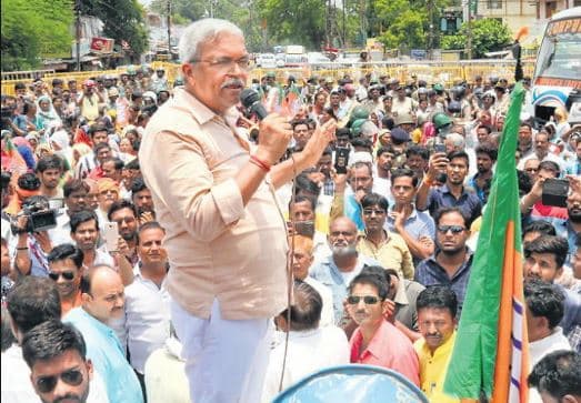 BJP नेता सुरेंद्रनाथ सिंह का आरोप- लव जिहाद में शामिल हैं विधायक और पूर्व विधायक