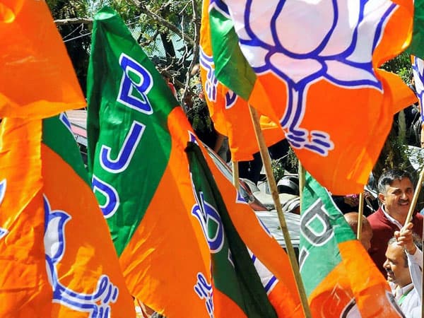 भाजपा ने खेला इंदौर से सिंधी कार्ड, महाजन के बेहद खास हैं लालवानी