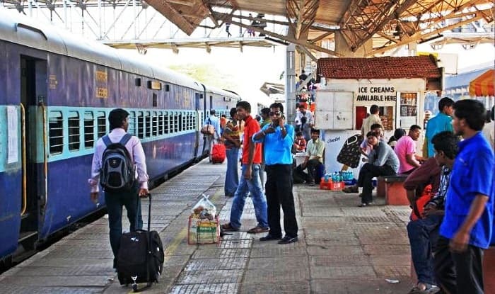 कोरोना वायरस: पश्चिम मध्य रेलवे ने 11 ट्रेनों को किया रद्द, देखिये लिस्ट