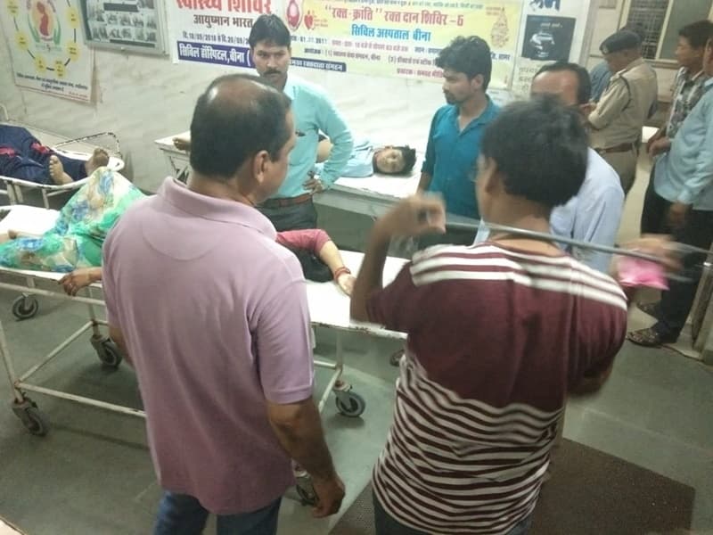 संपत्ति विवाद में बरसाई गोलियां, एक ही परिवार के चार लोगों की हत्या, एक गंभीर घायल