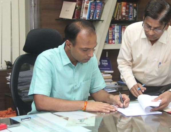 कलेक्टर के निशाने पर कोचिंग संस्थान, नियमों का हर हाल में करना होगा पालन