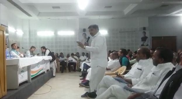 ‘जरूरी नहीं सत्ता में रहकर भी कार्यकर्ता अपनी जेब खाली करे’, कांग्रेस बैठक का वीडियो वायरल