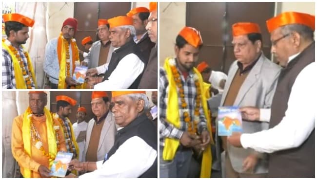 गोडसे को महिमामंडित करने वाले जमानत पर रिहा,  हिन्दू महासभा ने किया सम्मानित