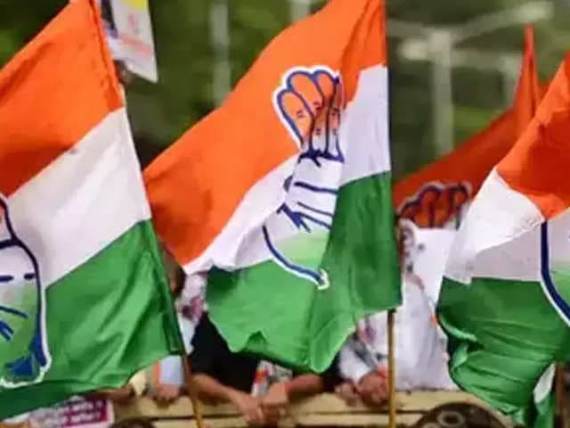 सरपंच-सचिव ने कार्यकर्ता को बेरहमी से पीटा, पुलिस का FIR से इनकार, कांग्रेस नेता का CM को ट्वीट
