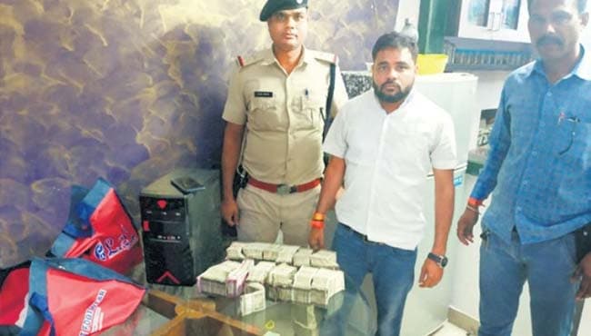 आईपीएल सट्‌टेबाजी पर हो सकता है बड़ा खुलासा, लॉकर उगलेंगे काली कमाई के राज