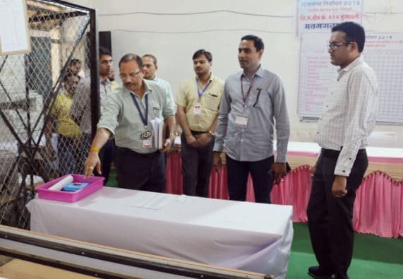 मतगणना स्थल का प्रेक्षक ने किया निरीक्षण, काउटिंग के लिए बनाए गए तीन कक्ष