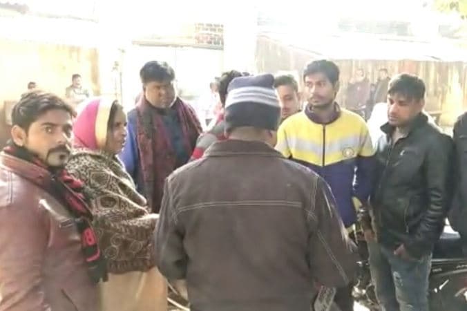 दैहिक शोषण से परेशान युवती ने एसिड पीकर आत्महत्या की, सुसाइड नोट में लिखा युवक का नाम