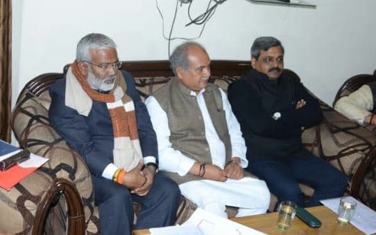 प्रियंका गाँधी की राजनीति में एंट्री से बढ़ी हलचल, ये बोले भाजपा के दिग्गज नेता