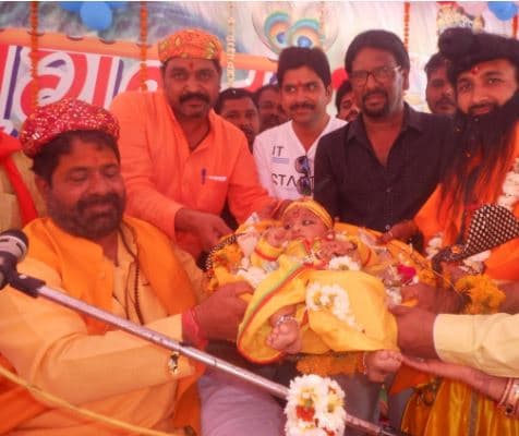 कथा के पांचवे दिन श्रद्धा व उत्साह से मना भगवान श्रीकृष्ण का जन्मोत्सव