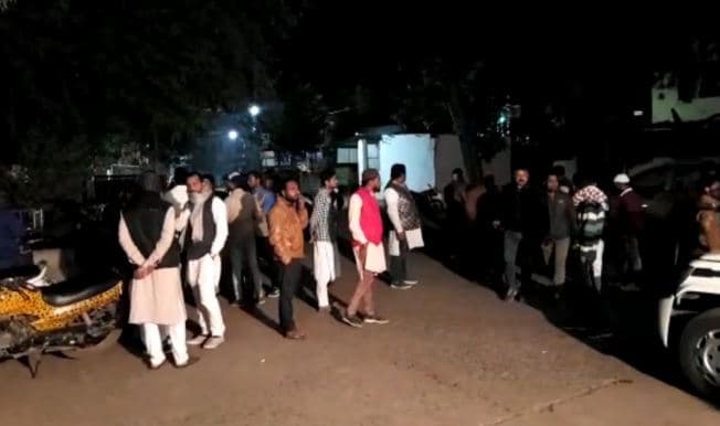 जंग का मैदान बना चुनाव, भाजपा-कांग्रेस कार्यकर्ताओं में फिर झड़प