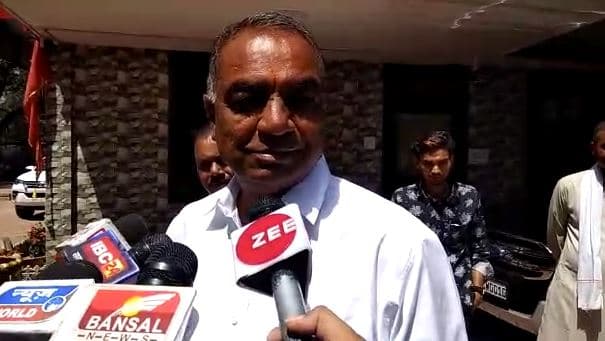 शिवराज से मिले कांग्रेस नेता गोविंद गोयल, अटकलों का बाजार गर्म