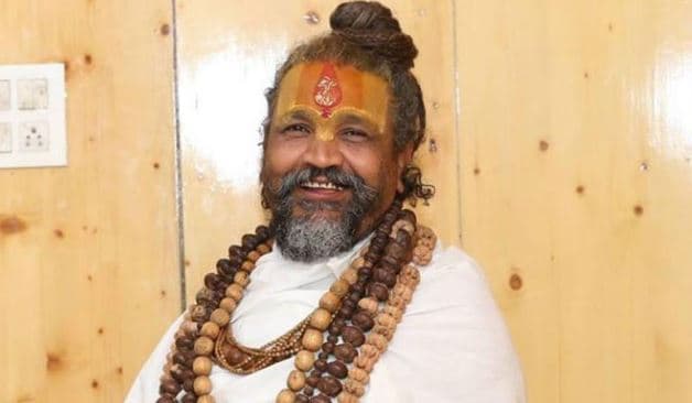 कम्प्यूटर बाबा का स्टिंग ऑपरेशन, देखिये वीडियो