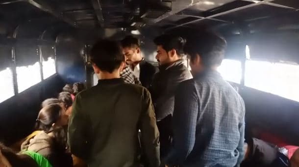अवैध रुप से संचालित एडवाइजरी कंपनी पर एसटीएफ का छापा, 47 कर्मचारियों को हिरासत में लिया