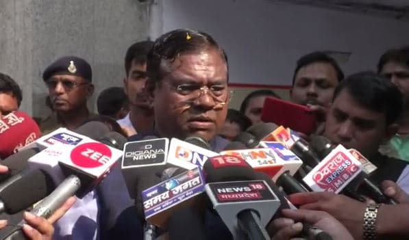 VIDEO: अब केंद्रीय मंत्री फग्गन सिंह बोले, ‘बीजेपी में सिंधिया का स्वागत है’