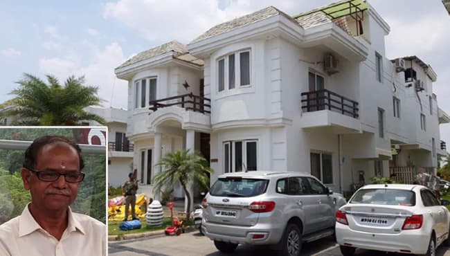 धनकुबेर निकला PHE का रिटायर्ड अफसर, करोड़ों की संपत्ति का खुलासा