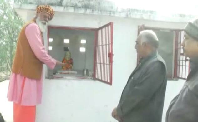 देश के इकलौते ‘अटल मंदिर’ में हुई पूजा, तोमर बोले “अटल जी के जीवन को सबको पढ़ना चाहिए”