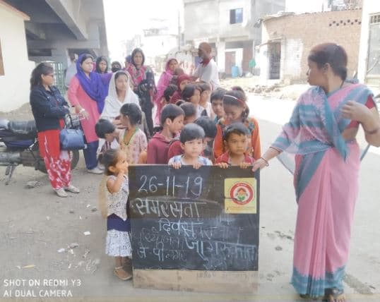 हम बनेंगे जागरूक, जानेंगे अधिकार, निभाएंगे कर्तव्य, आंगनबाड़ियों से निकली जागरूकता रैली