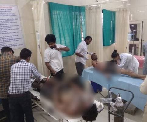 पुताई कर रहे 2 मजदूर हाईटेंशन लाइन की चपेट में आने से झुलसे, भोपाल रेफर