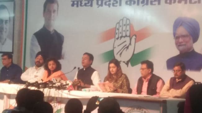 प्रदेश में लाड़लियों की लक्ष्मी डकार गई शिवराज सरकार : सुरजेवाला