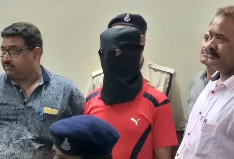 पांच साल की मासूम से दरिंदगी करने वाला गिरफ्तार, पुलिस का कुक है आरोपी