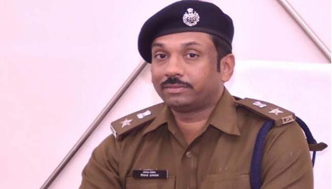 एसपी के तबादले पर घिरी सरकार, शिवराज ने उठाये सवाल