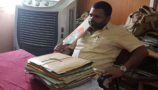 एमपी में भाजयुमो नेता को ‘बल्ला’ दिखाना पड़ा महंगा, पहुंचा जेल