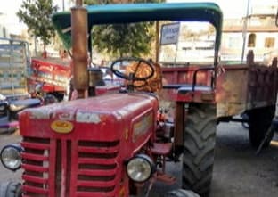 एमपी में यहां अवैध रेत से भरे ट्रैक्टर ट्रॉली ने ली किसान की जान