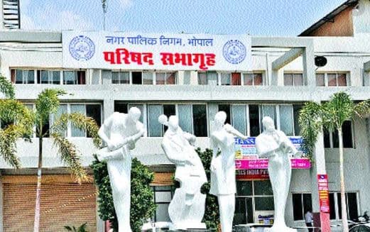 NGT ने दिए स्लाटर हाउस बंद करने के आदेश, सुप्रीम कोर्ट जाने की तैयारी में निगम