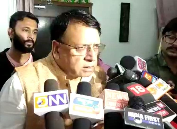 हेलीकॉप्टर किराए के नाम पर पूर्व सरकार ने किए अरबों रुपए खर्च: मंत्री पीसी शर्मा
