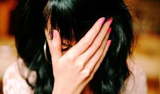 SI की करतूत, फ्लैट में घुसकर बहन से संबंध बनाने भाई को धमकाया, हुआ सस्पेंड