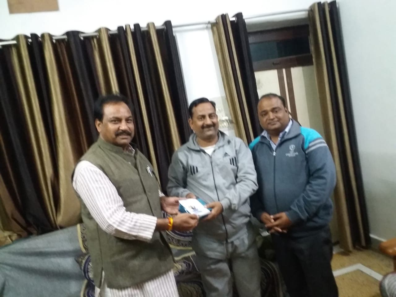 कांग्रेस अपना वचन पूर्ण करने के लिए अग्रसर: डॉ रमेश दुबे