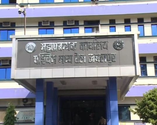 देश में पहली बार हुआ इन स्टेशनों पर एरयपोर्ट जैसी सुविधाओं का प्रयोग