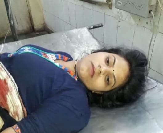 मायके रहने आई पत्नी को पति ने मारी गोली, मामला दहेज़ से जुड़ा