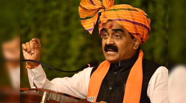 मुस्लिम बहनों की जिंदगी में क्रांतिकारी परिवर्तन लायेगा तीन तलाक कानून : राकेश सिंह