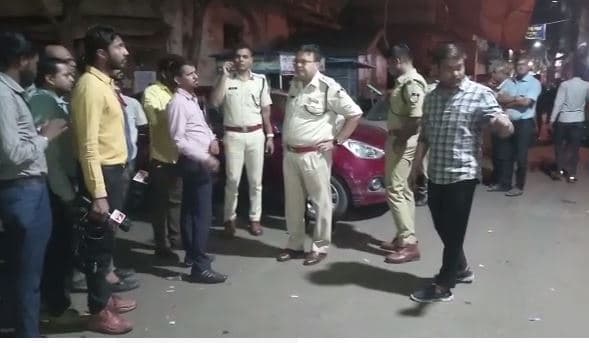 राजधानी के प्रतिष्ठित अग्रवाल ज्वैलर्स के ड्रायवर पर जानलेवा हमला, गोली मारने के बाद लूट