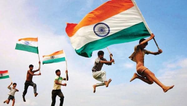 रोक के बाद 1 फरवरी को नए स्वरूप में होगा वंदे मातरम्, अब दिखेगा ख़ास नजारा