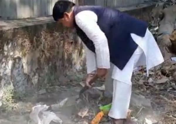 अनियमितता और गंदगी देख भड़के कैबिनेट मंत्री, अधिकारियों को जमकर सुनाई खरी-खोटी