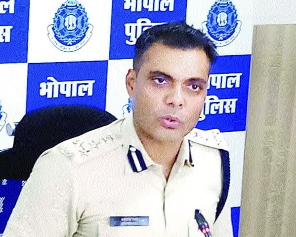 सरकारी हास्टल में सात साल के बच्चे की हात्या के मामले की जांच में जुटी पुलिस