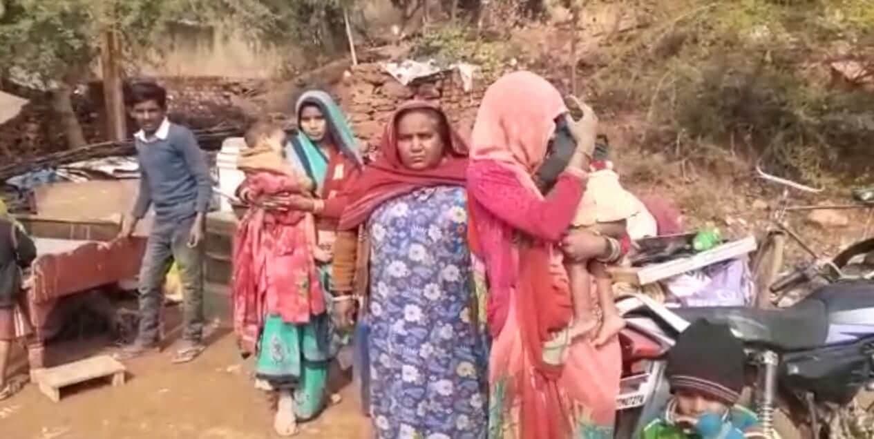 विधायक ने जिनके लिए दिया धरना, प्रशासन ने HC की आड़ में किया बेदखल