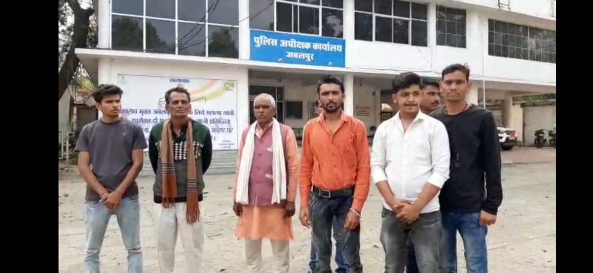 एसआई पर युवक की बर्बरता से पिटाई का आरोप, एसपी तक पहुंची शिकायत